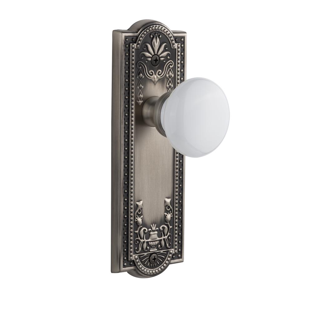 Grandeur by Nostalgic Warehouse PARHYD Privacy Knob - Parthenon Plate with Hyde Park Knob in Antique Pewter
